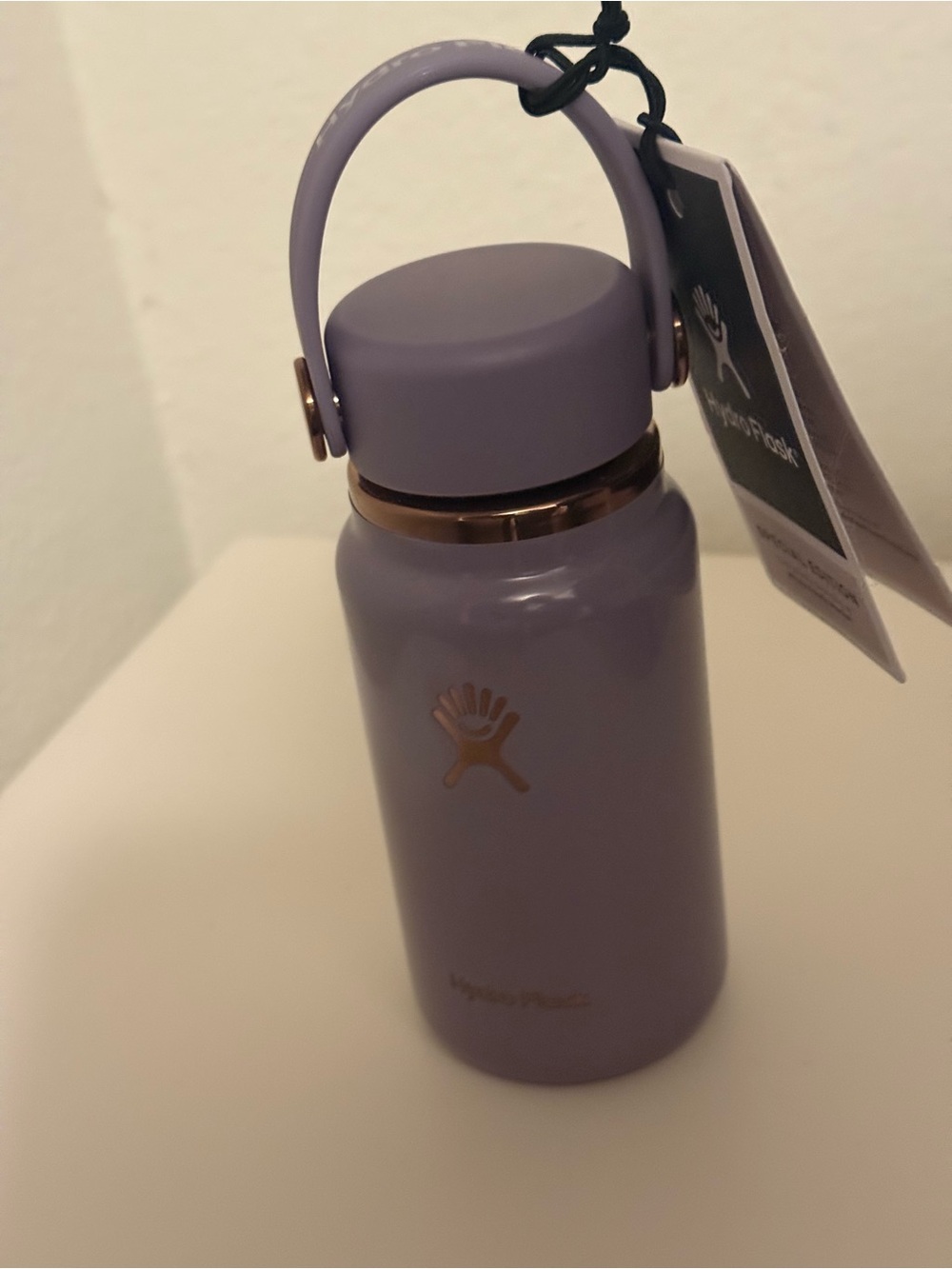 Hydro Flask Lilac Bottle with Rose Gold Accents